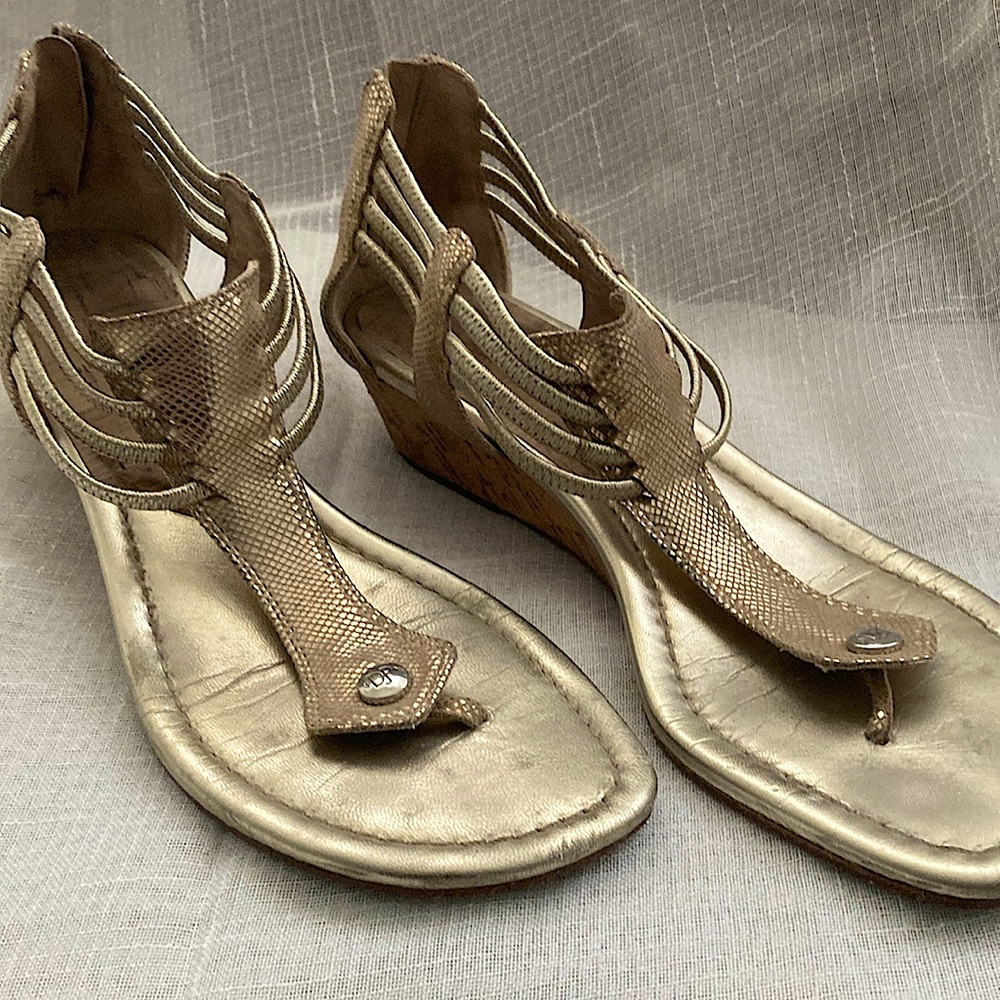 Donald Pliner strappy gold wedge heel, size 9m.